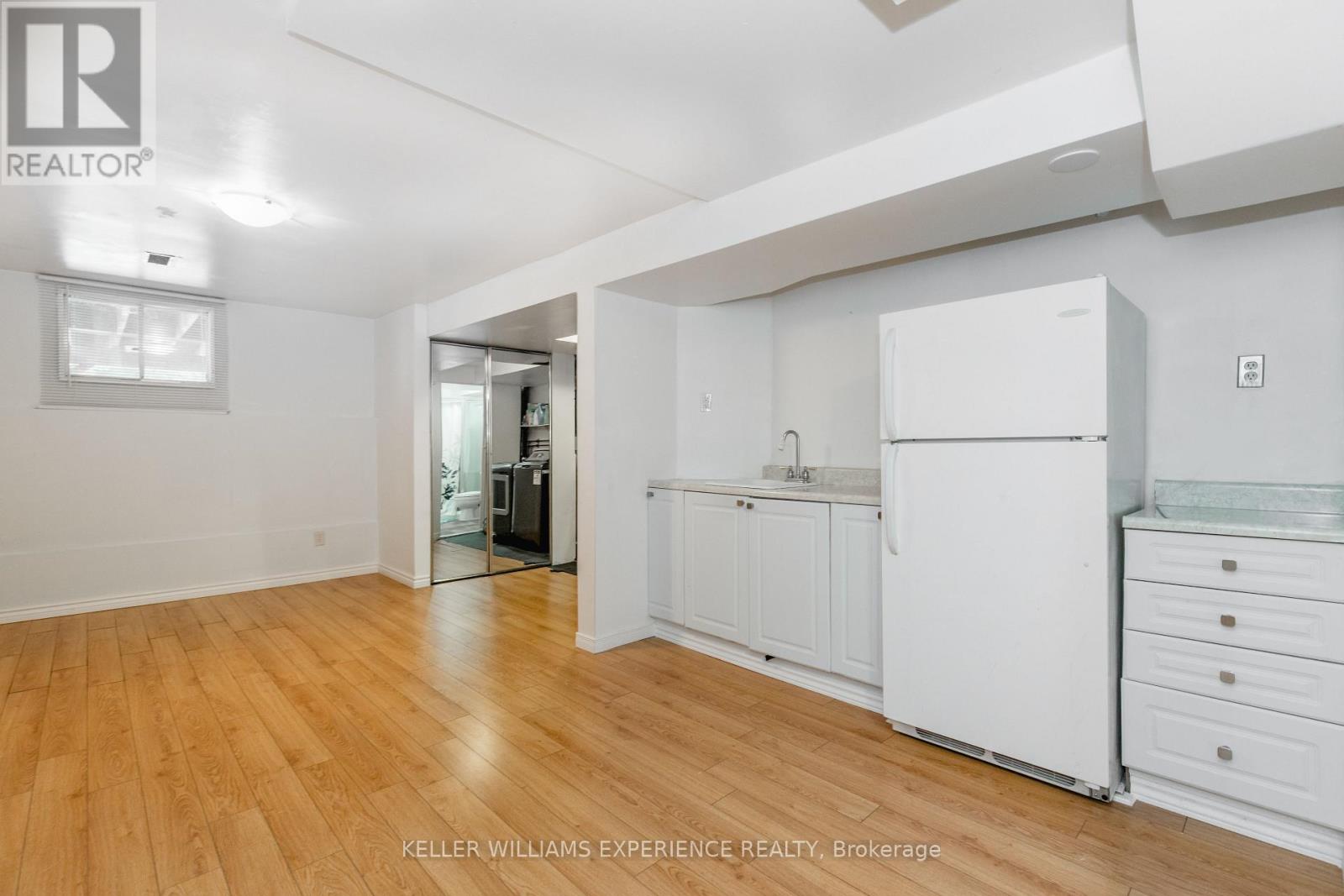 49 Burns Circle, Barrie (Letitia Heights), Ontario  L4N 5J8 - Photo 15 - S12742706