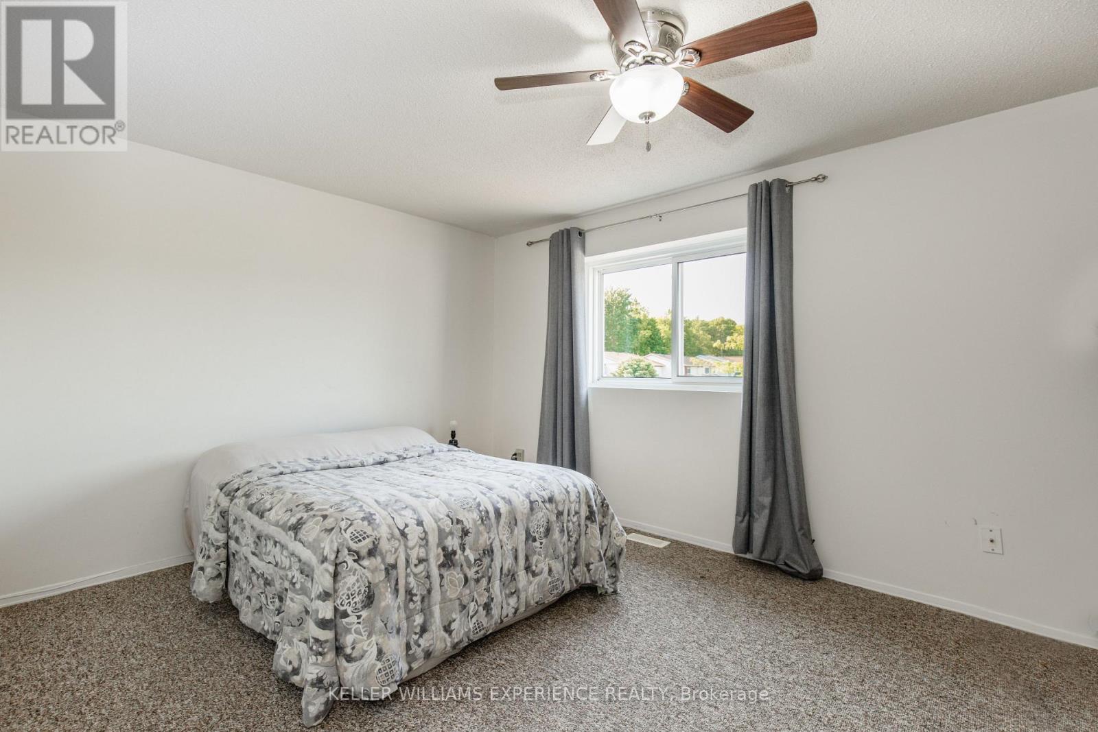 49 Burns Circle, Barrie (Letitia Heights), Ontario  L4N 5J8 - Photo 9 - S12742706