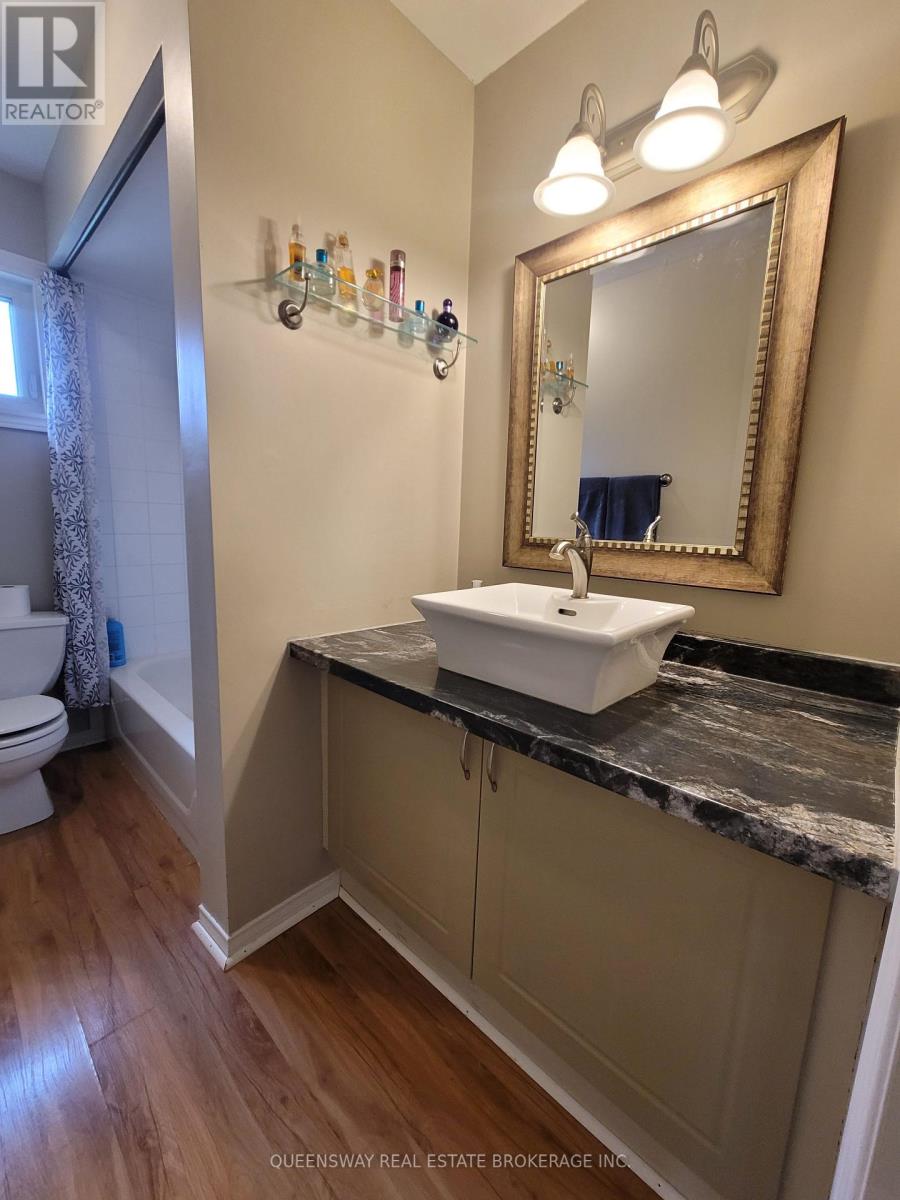 50 Acorn Crescent, Wasaga Beach, Ontario  L9Z 1L6 - Photo 11 - S12742800