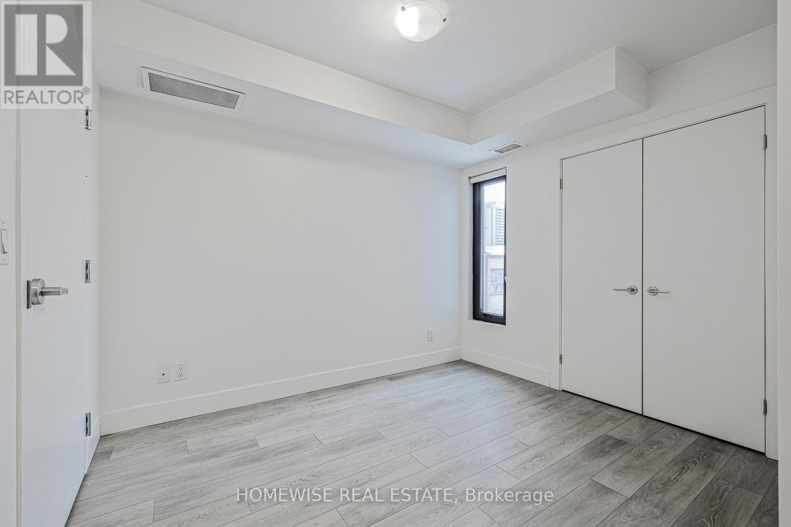 301 - 293 Viewmount Avenue, Toronto, Ontario  M6B 3H8 - Photo 26 - W12740308