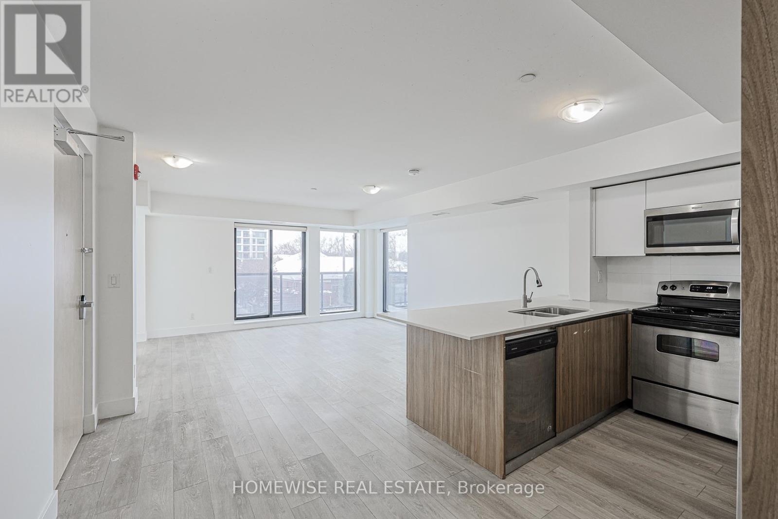 301 - 293 Viewmount Avenue, Toronto, Ontario  M6B 3H8 - Photo 6 - W12740308