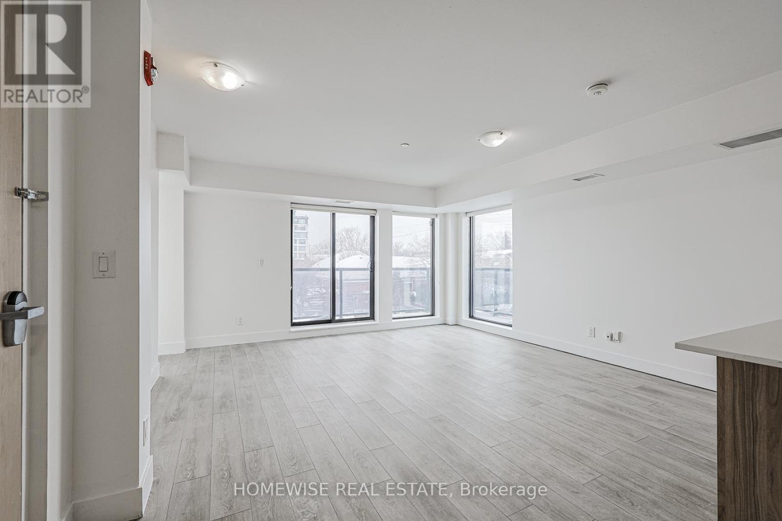 301 - 293 Viewmount Avenue, Toronto, Ontario  M6B 3H8 - Photo 16 - W12740308