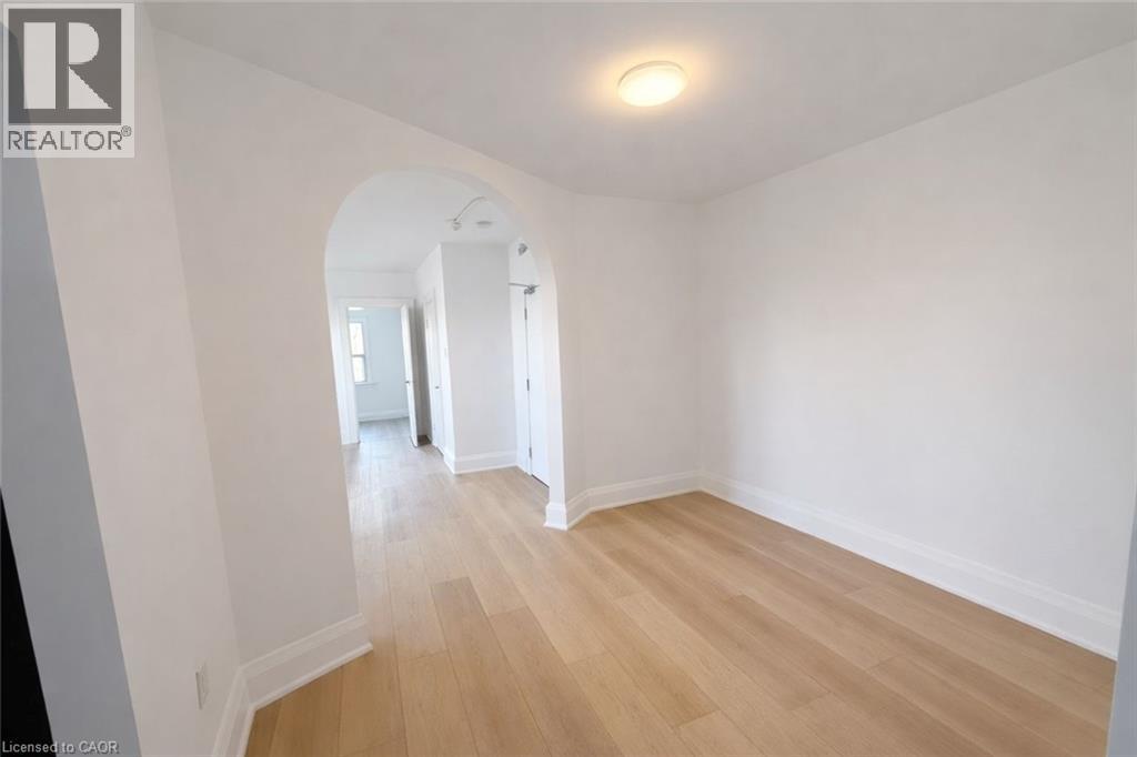 17 Louisa Street, Kitchener, Ontario  N2H 5L7 - Photo 5 - 40801498