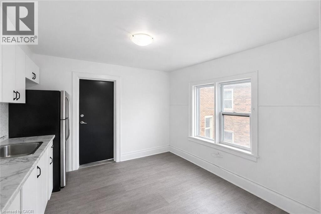 112 Margaret Avenue, Kitchener, Ontario  N2H 4H6 - Photo 6 - 40801492