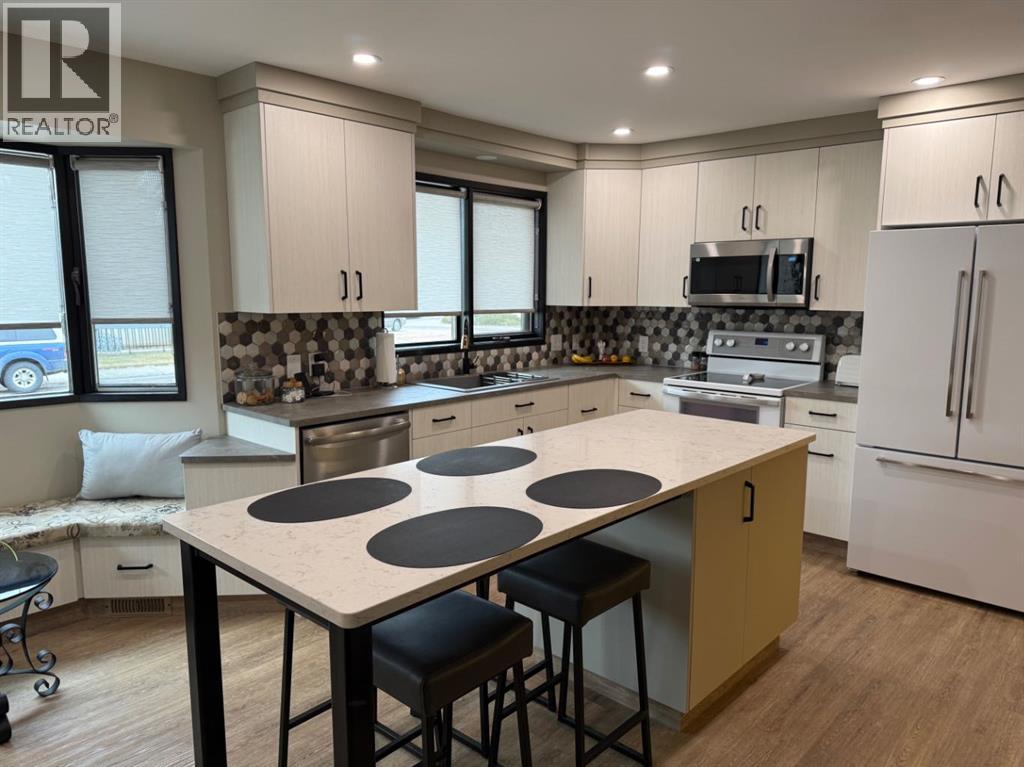 1813 Elm Road S, Lethbridge, Alberta  T1K 4X5 - Photo 17 - A2282810