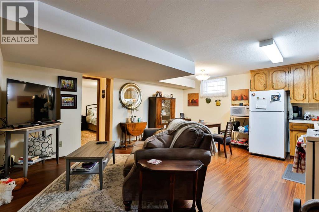 1813 Elm Road S, Lethbridge, Alberta  T1K 4X5 - Photo 35 - A2282810