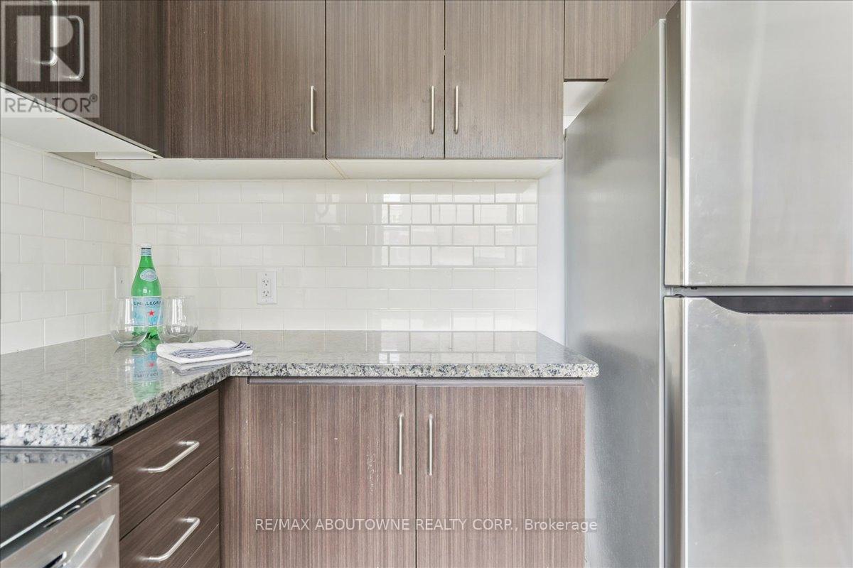 121 - 2441 Greenwich Road, Oakville, Ontario  L6M 0S3 - Photo 11 - W12742670