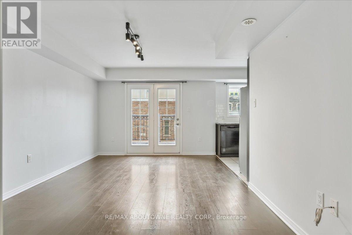 121 - 2441 Greenwich Road, Oakville, Ontario  L6M 0S3 - Photo 15 - W12742670