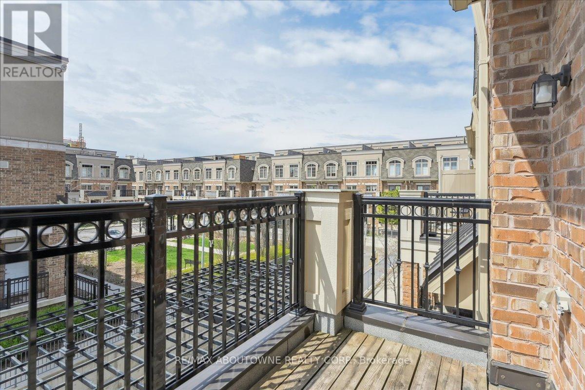 121 - 2441 Greenwich Road, Oakville, Ontario  L6M 0S3 - Photo 7 - W12742670