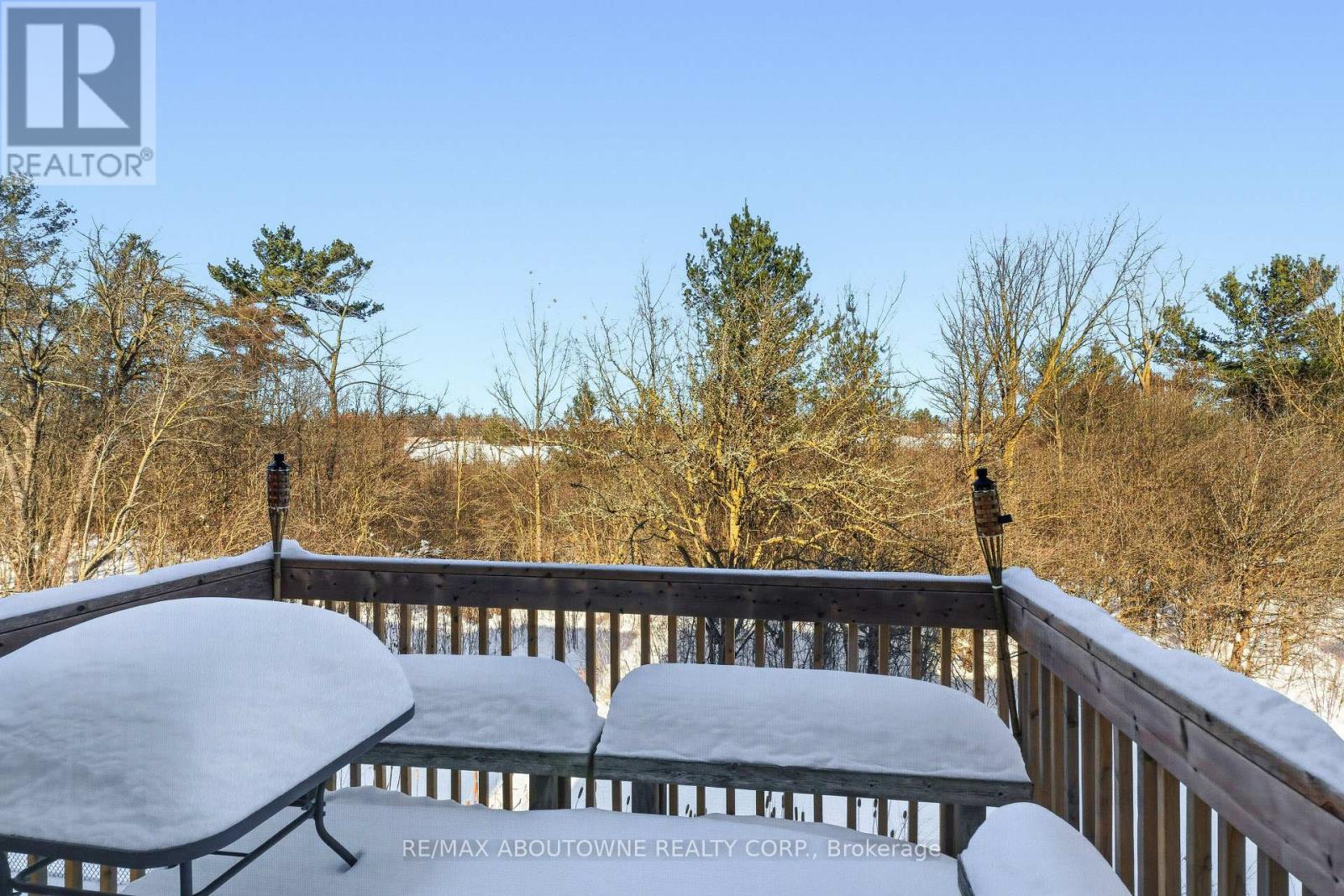 1456 Ford Strathy Crescent, Oakville, Ontario  L6H 3W9 - Photo 17 - W12742676