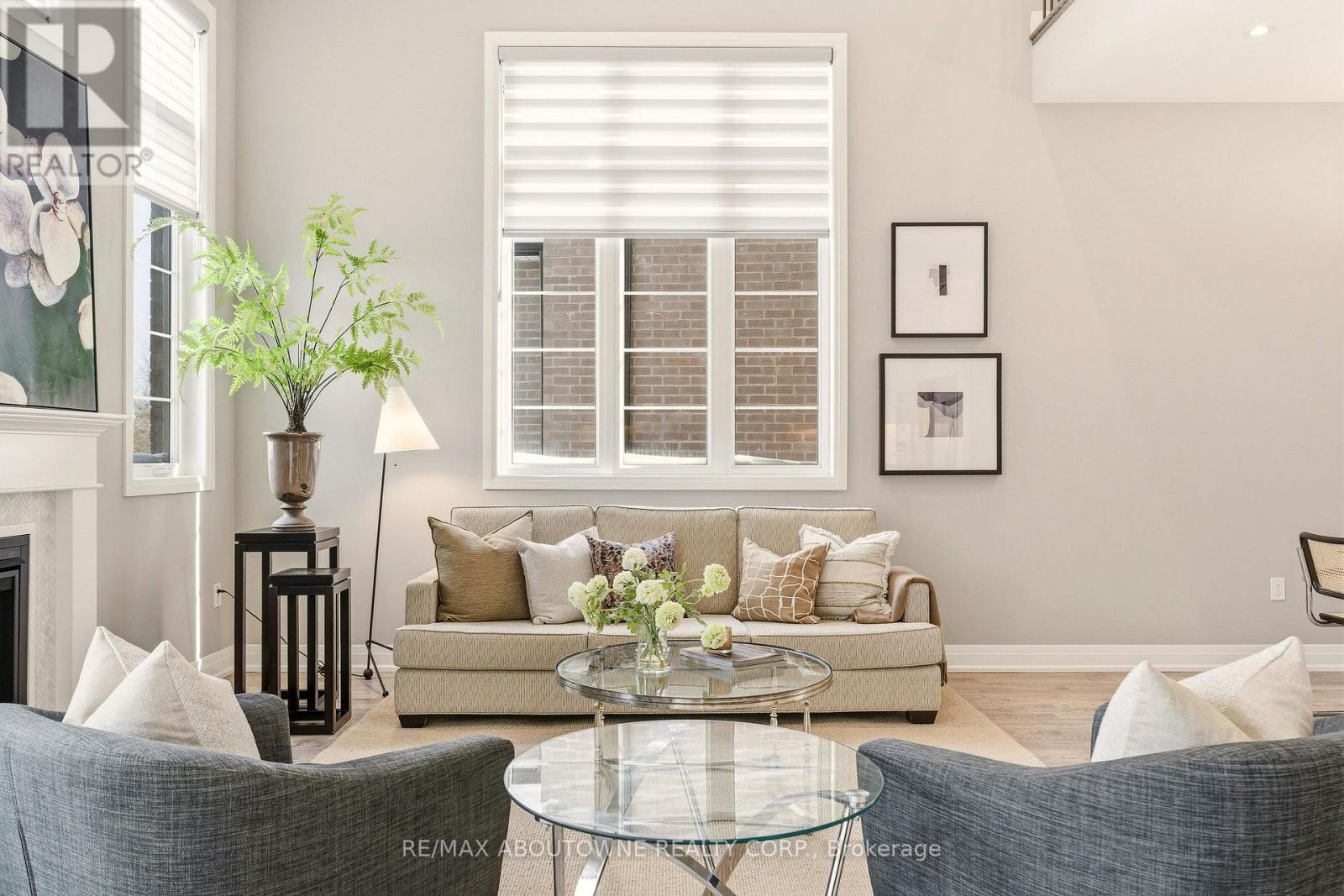 1456 Ford Strathy Crescent, Oakville, Ontario  L6H 3W9 - Photo 22 - W12742676