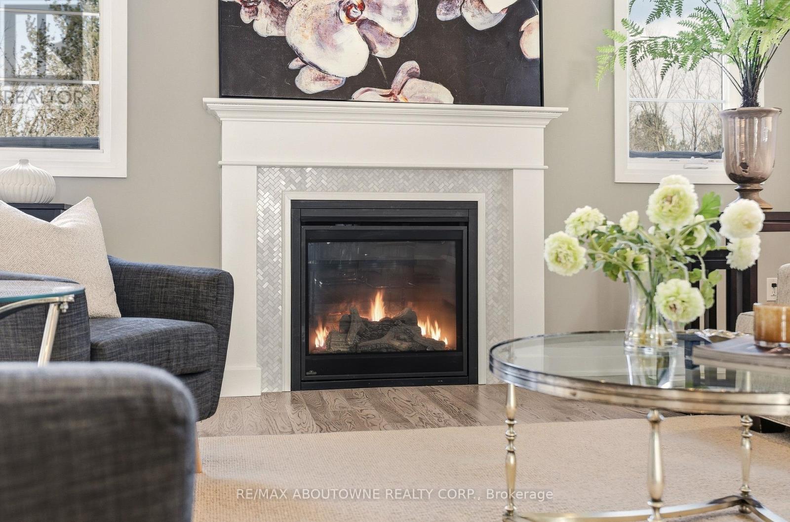 1456 Ford Strathy Crescent, Oakville, Ontario  L6H 3W9 - Photo 23 - W12742676