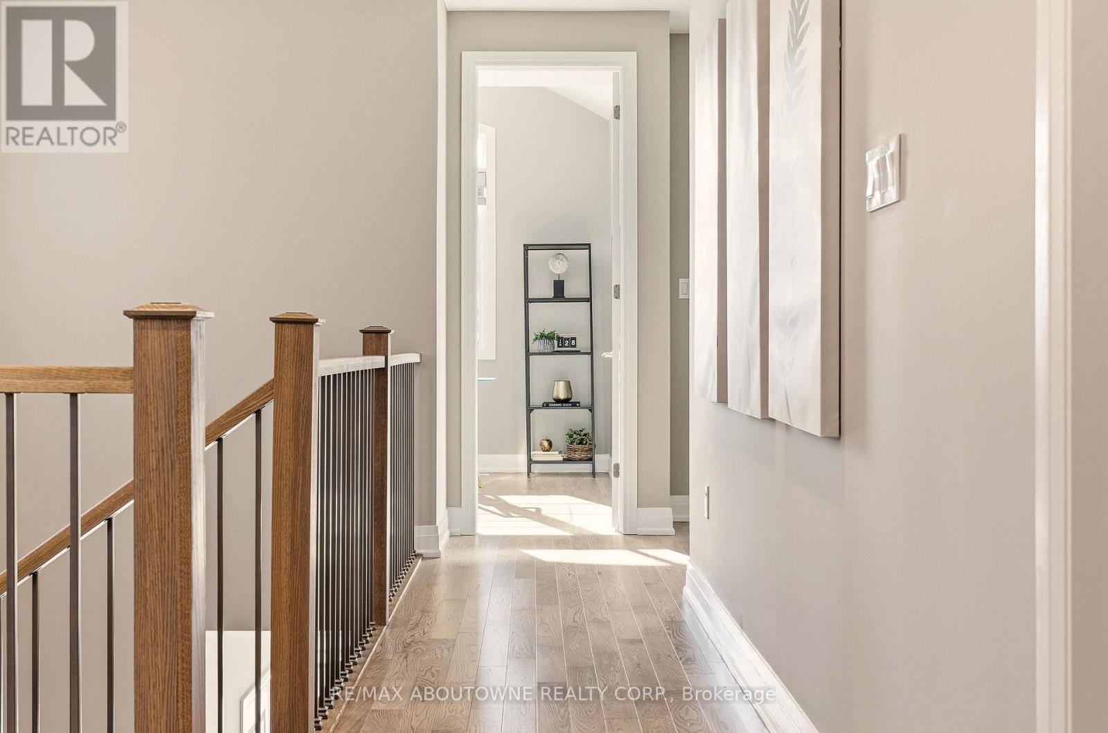 1456 Ford Strathy Crescent, Oakville, Ontario  L6H 3W9 - Photo 38 - W12742676