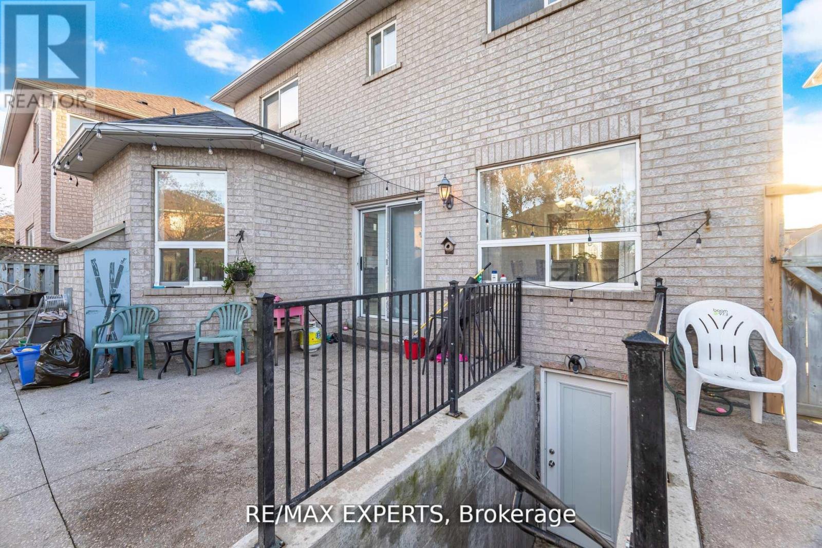 39 Robertson Davies Drive, Brampton, Ontario  L7A 1K3 - Photo 44 - W12742702