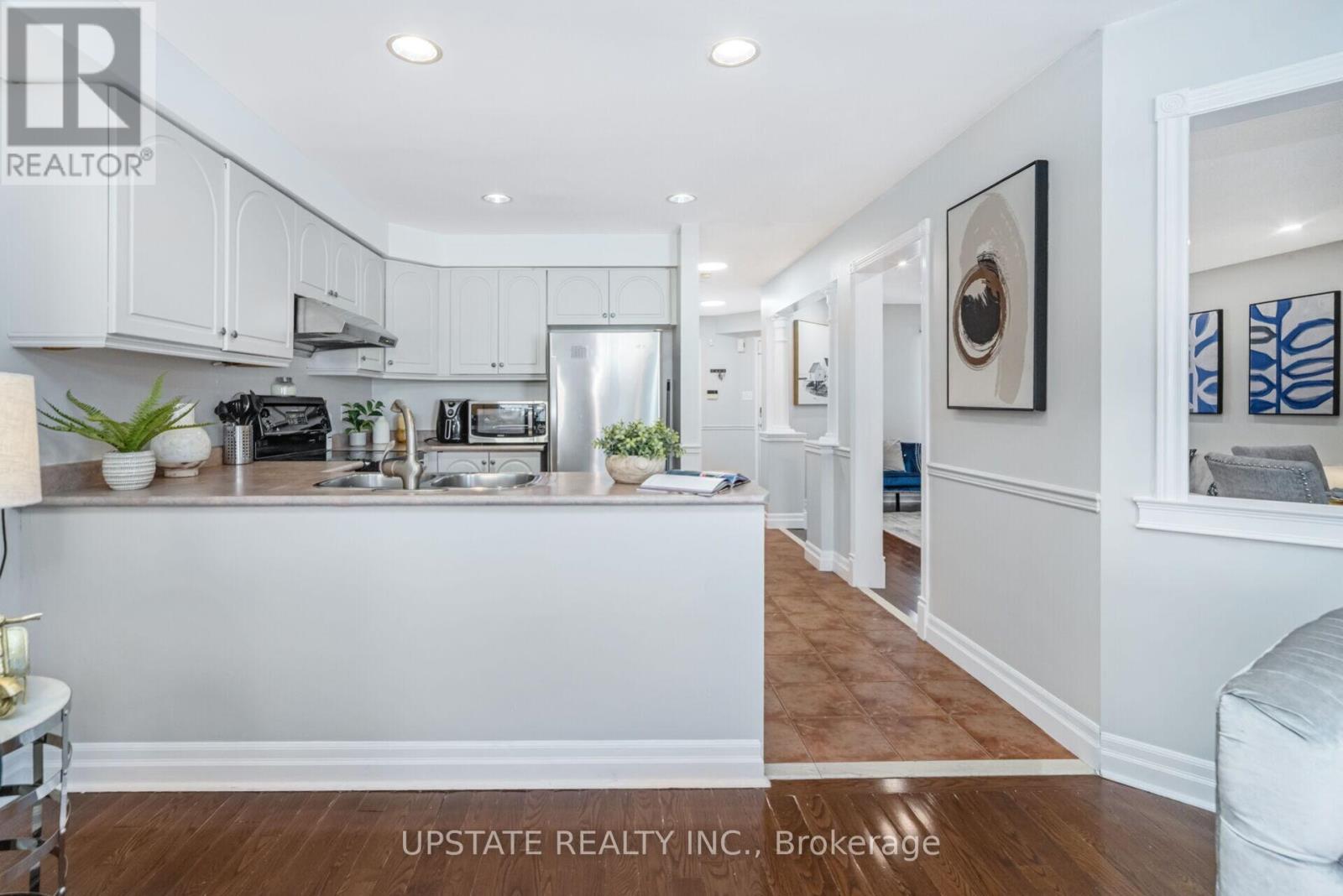 7311 Black Walnut Trail, Mississauga, Ontario  L5N 7M4 - Photo 18 - W12742746