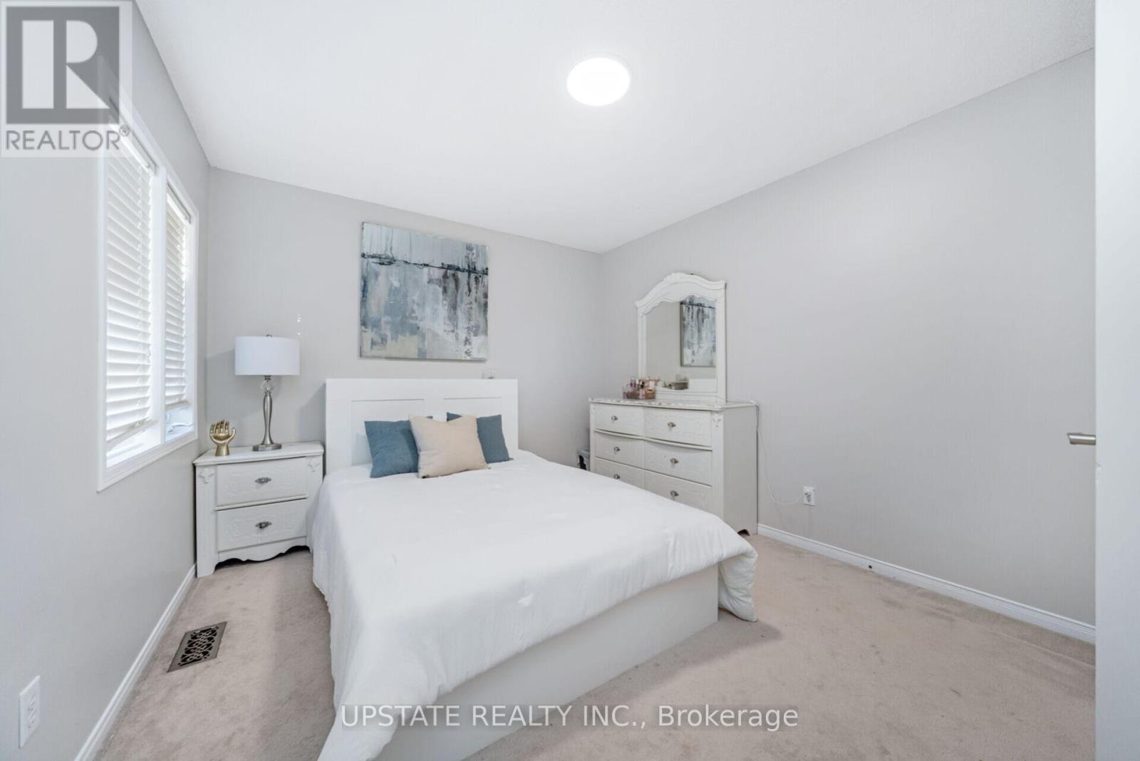 7311 Black Walnut Trail, Mississauga, Ontario  L5N 7M4 - Photo 24 - W12742746