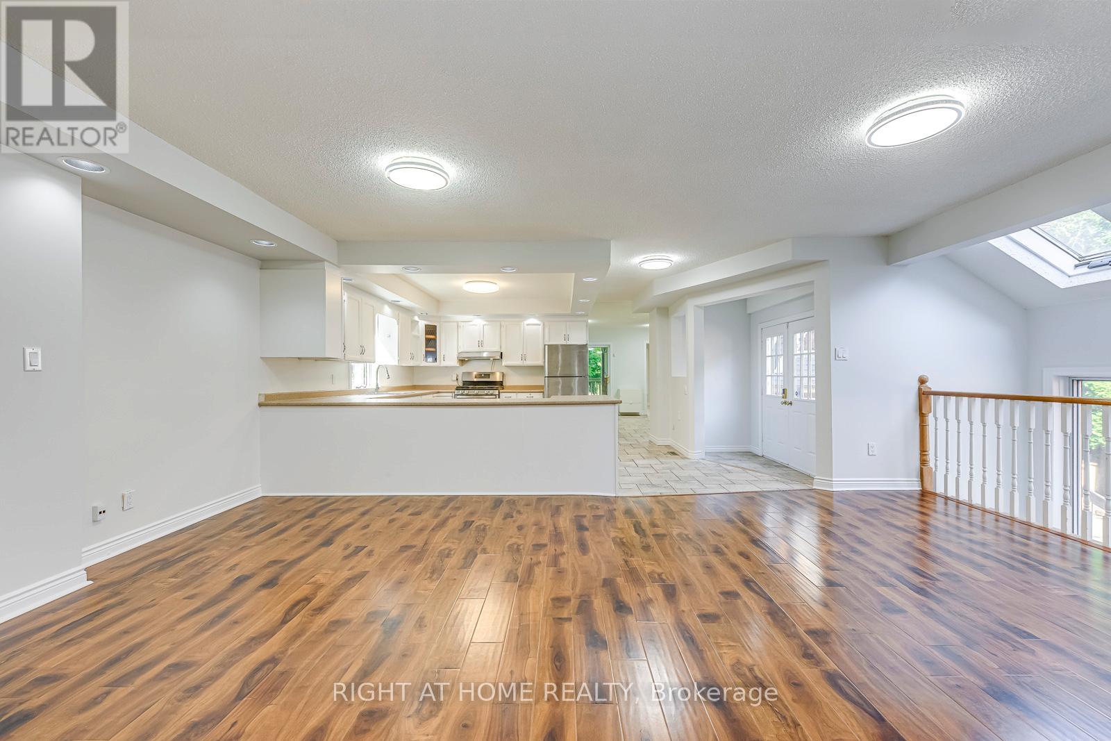 435 Maple Avenue, Oakville, Ontario  L6J 2J2 - Photo 11 - W12742788