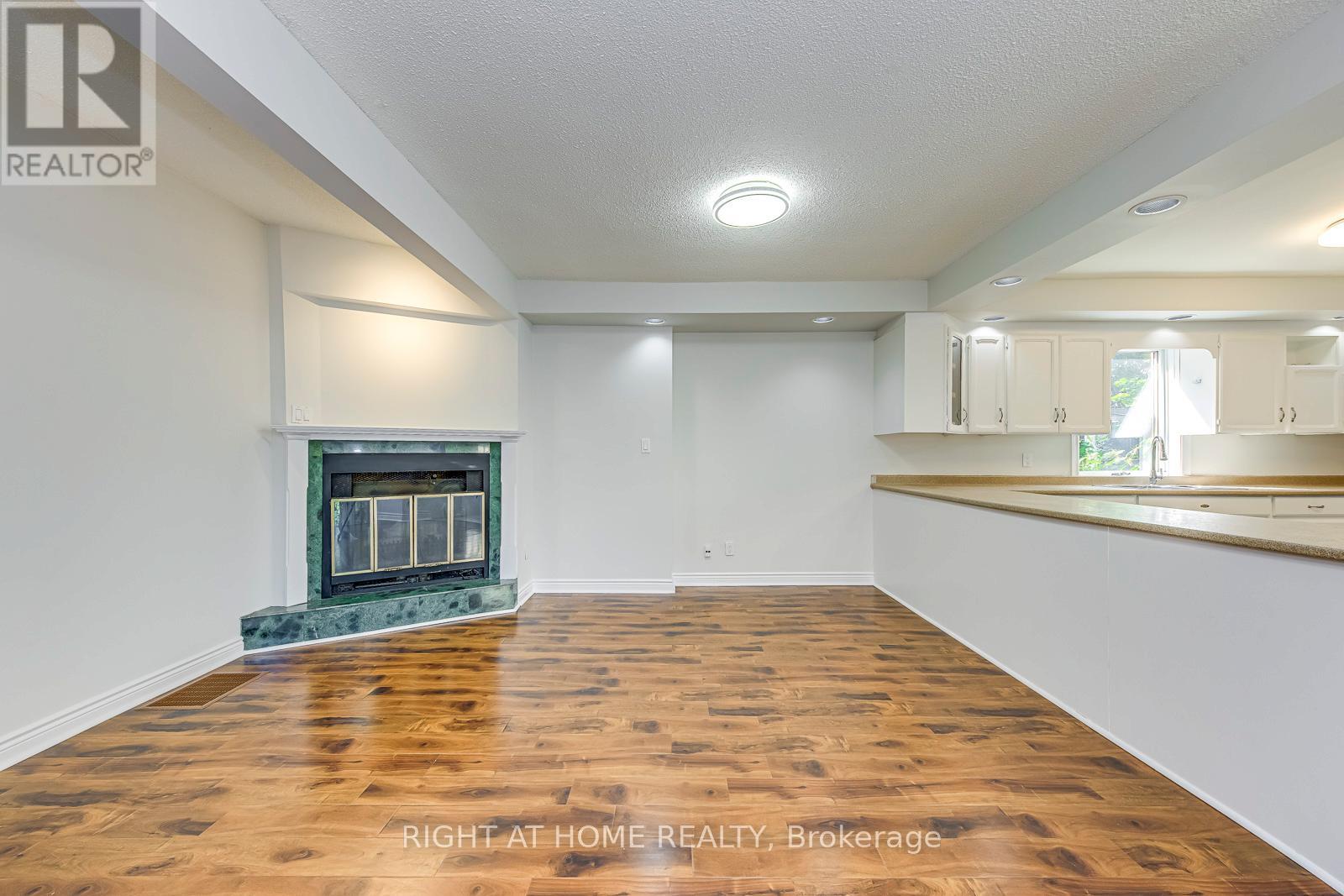 435 Maple Avenue, Oakville, Ontario  L6J 2J2 - Photo 12 - W12742788