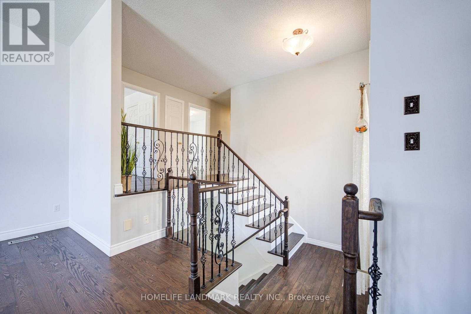 2198 Arbourview Drive, Oakville, Ontario  L6M 3N7 - Photo 16 - W12742810