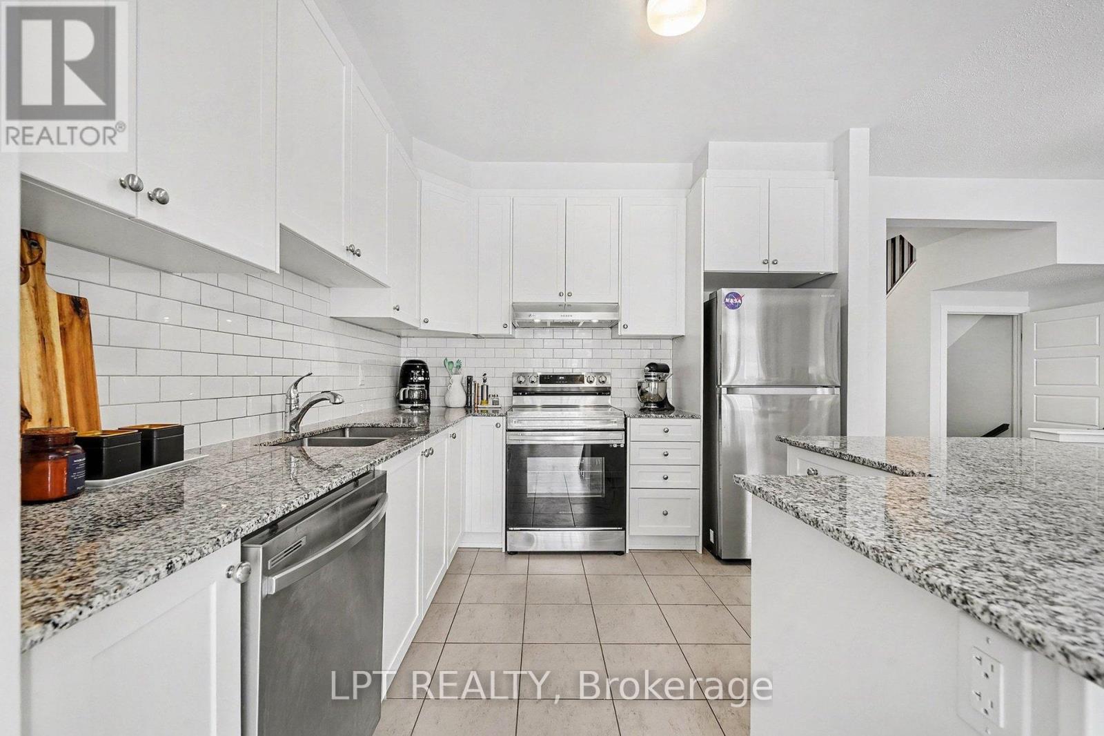 2485 Watercolours Way, Ottawa, Ontario  K1S 5N4 - Photo 11 - X12730524