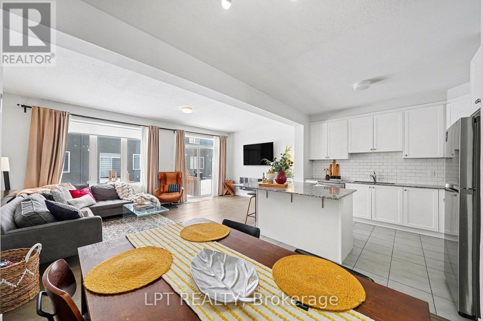 2485 Watercolours Way, Ottawa, Ontario  K1S 5N4 - Photo 6 - X12730524