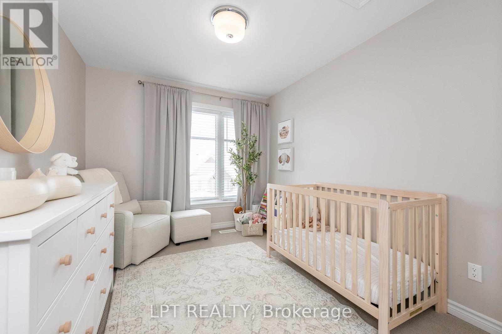 202 Hawkmere Way, Ottawa, Ontario  K1T 0R5 - Photo 25 - X12735372