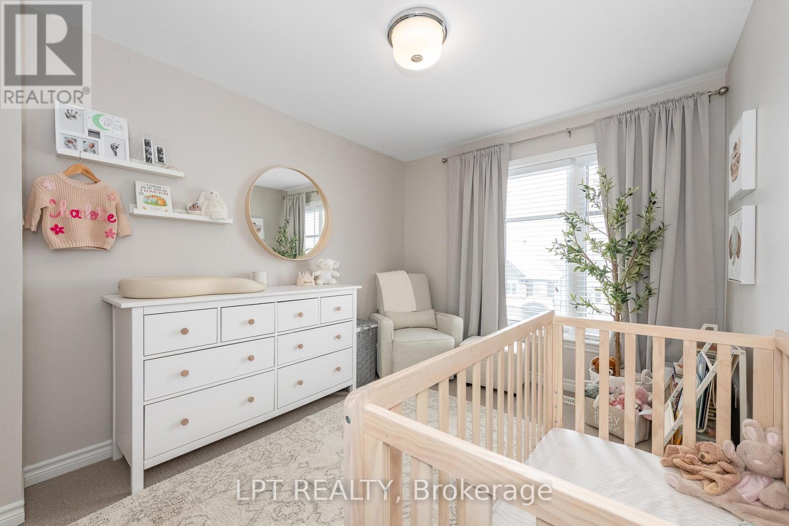 202 Hawkmere Way, Ottawa, Ontario  K1T 0R5 - Photo 26 - X12735372