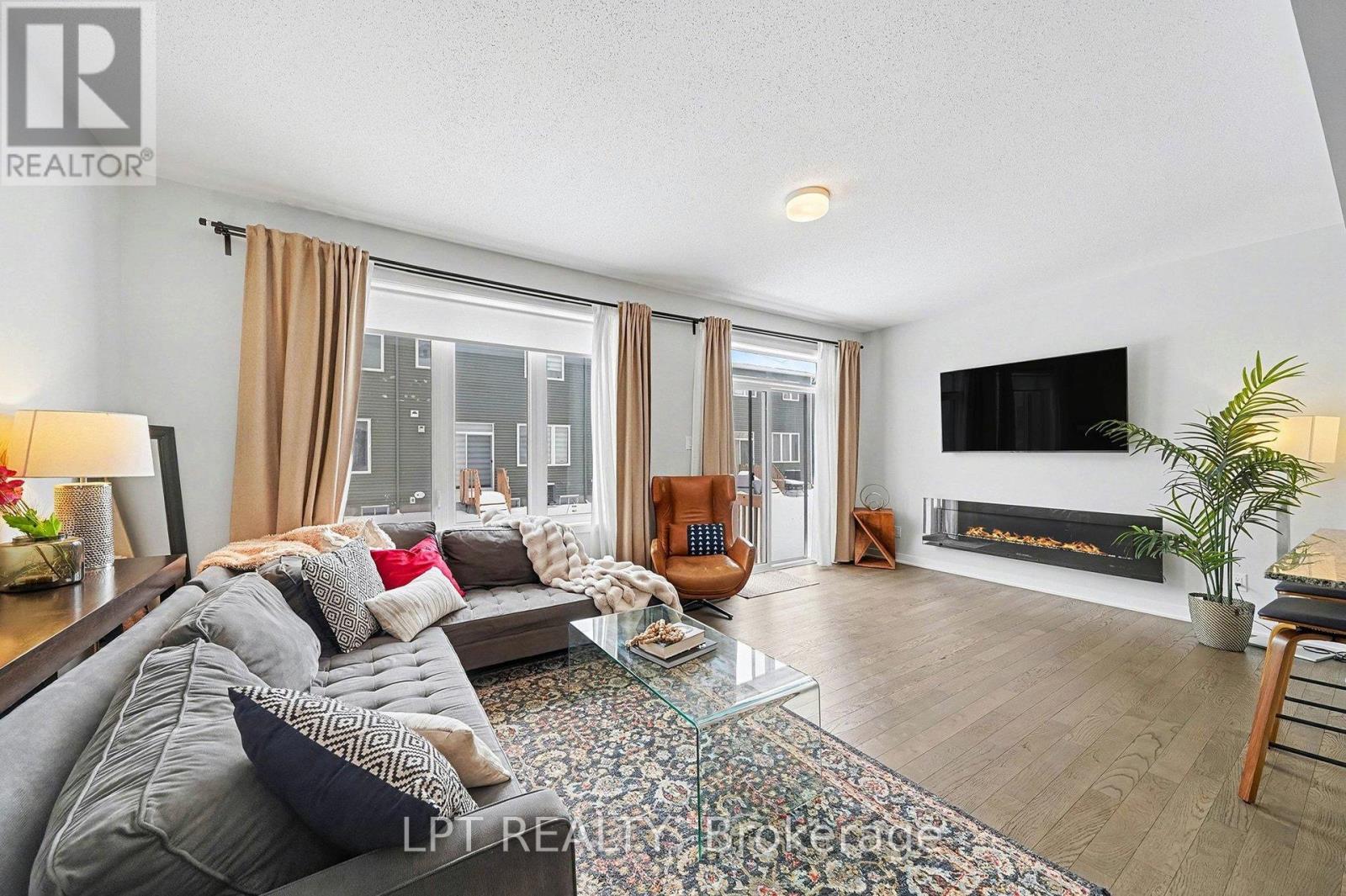 2485 Watercolours Way, Ottawa, Ontario  K1S 5N4 - Photo 9 - X12730524