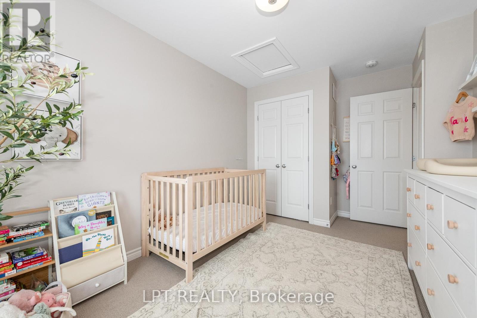 202 Hawkmere Way, Ottawa, Ontario  K1T 0R5 - Photo 27 - X12735372