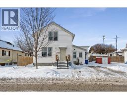 33 Victoria AVENUE North, Leamington, Ontario