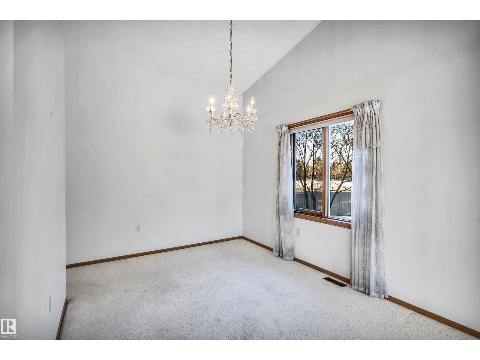 #36 303 Twin Brooks Dr Nw, Edmonton, Alberta  T6J 6V3 - Photo 7 - E4471287