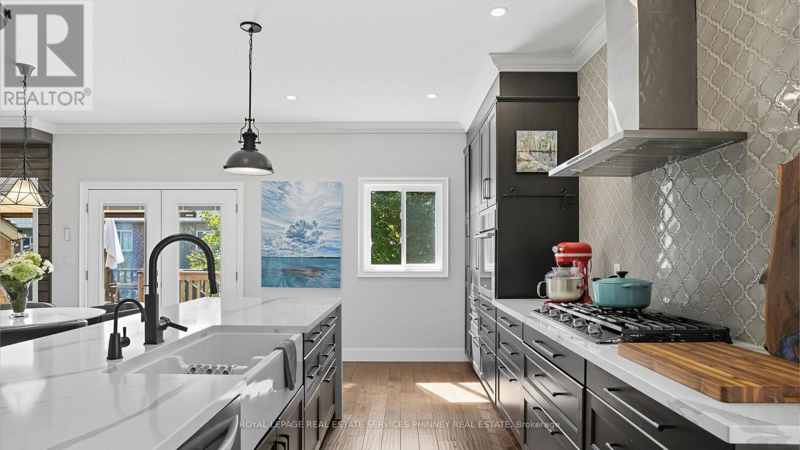 47 Livingstone Drive, Hamilton, Ontario  L9H 7S4 - Photo 9 - X12742690