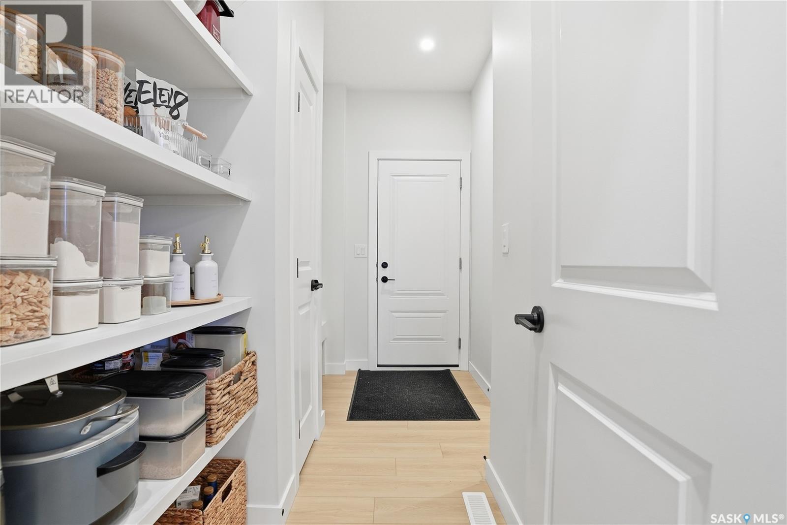 1328 Parr Hill Drive, Martensville, Saskatchewan  S0K 2T1 - Photo 11 - SK027693