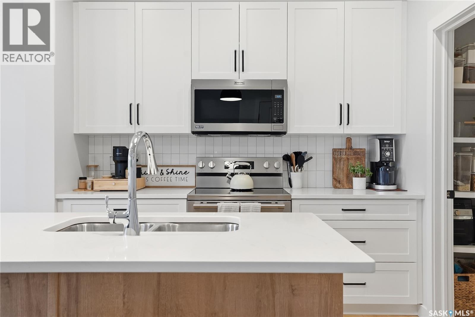 1328 Parr Hill Drive, Martensville, Saskatchewan  S0K 2T1 - Photo 8 - SK027693