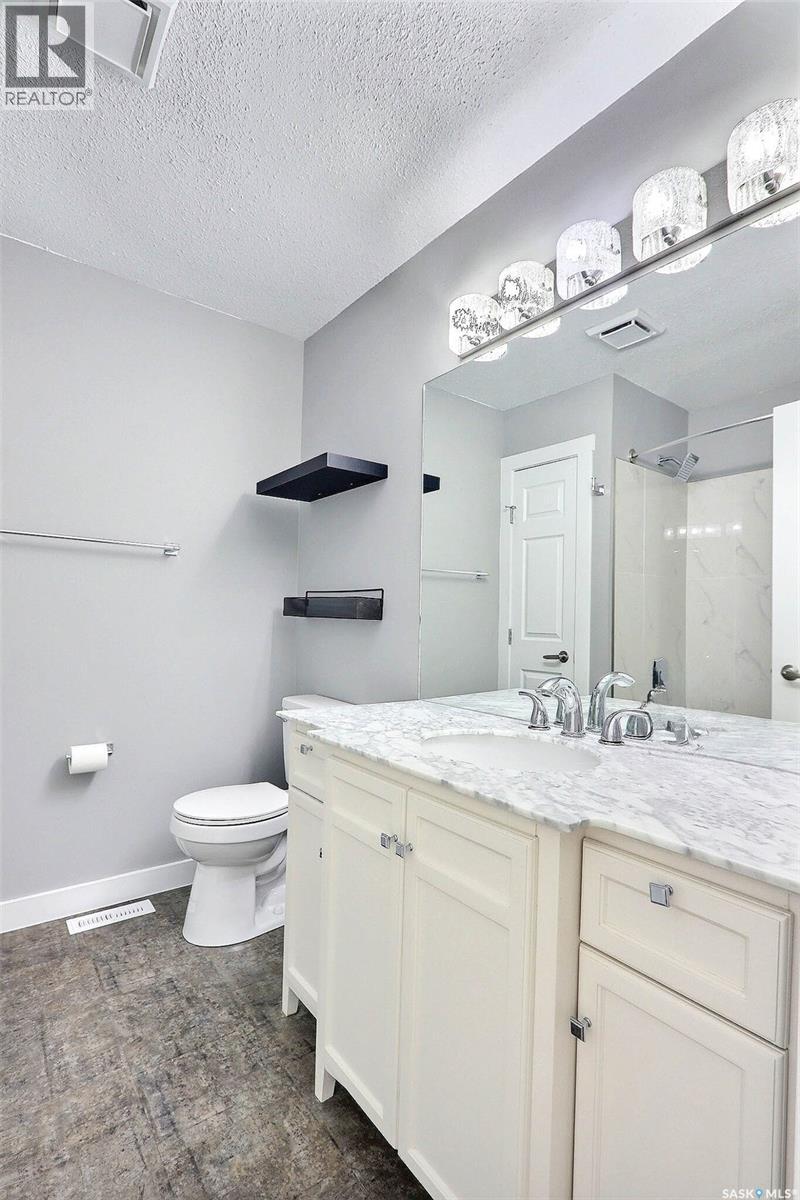 1355 Lacroix Crescent, Prince Albert, Saskatchewan  S6V 6R2 - Photo 11 - SK027681