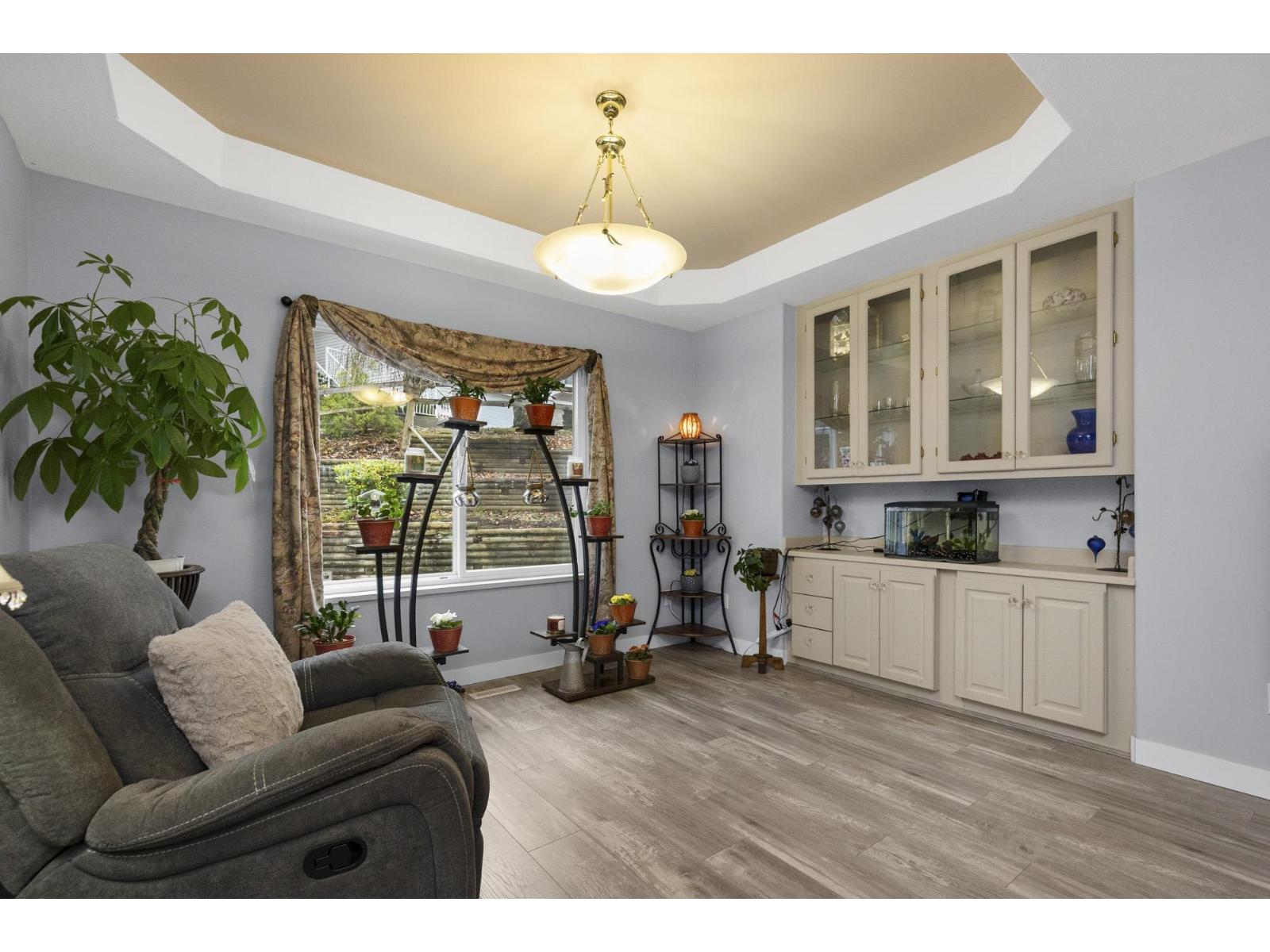 7800 Deerfield Street, Mission, British Columbia  V2V 5X3 - Photo 4 - R3084759