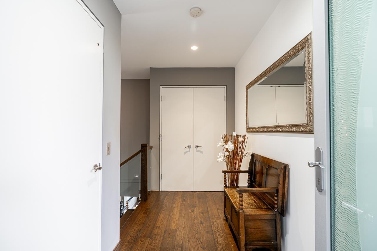 14976 Beachview Avenue, White Rock, British Columbia V4B 1P1 - Photo 4 - R3084839