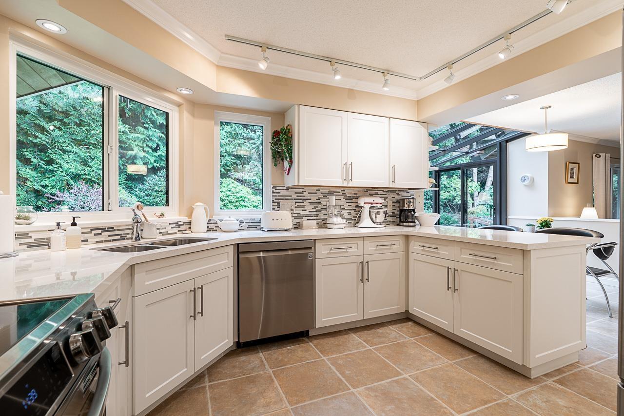 13197 Amble Greene Close, Surrey, British Columbia  V4A 6P9 - Photo 14 - R3084342