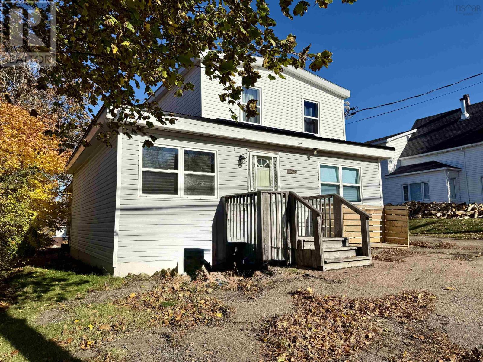 128 Main Street, Springhill, Nova Scotia  B0M 1X0 - Photo 6 - 202526769