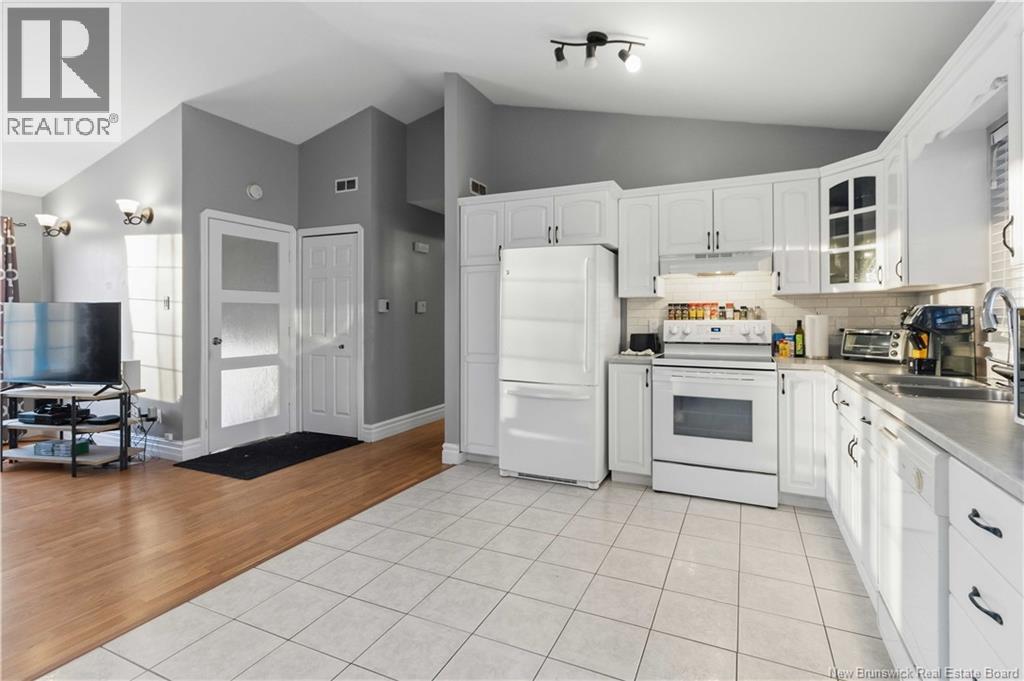 331 Thomas Street, Dieppe, New Brunswick  E1A 2C3 - Photo 14 - NB132521