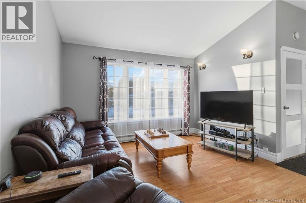 331 Thomas Street, Dieppe, New Brunswick  E1A 2C3 - Photo 8 - NB132521