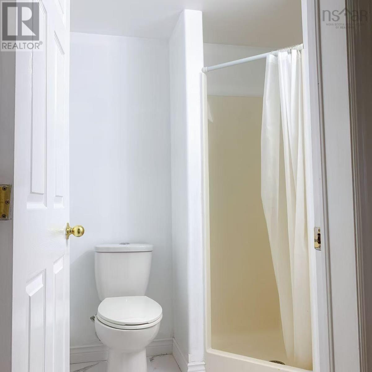 47 Nottingham Street, Bedford, Nova Scotia  B4A 3A8 - Photo 19 - 202601177