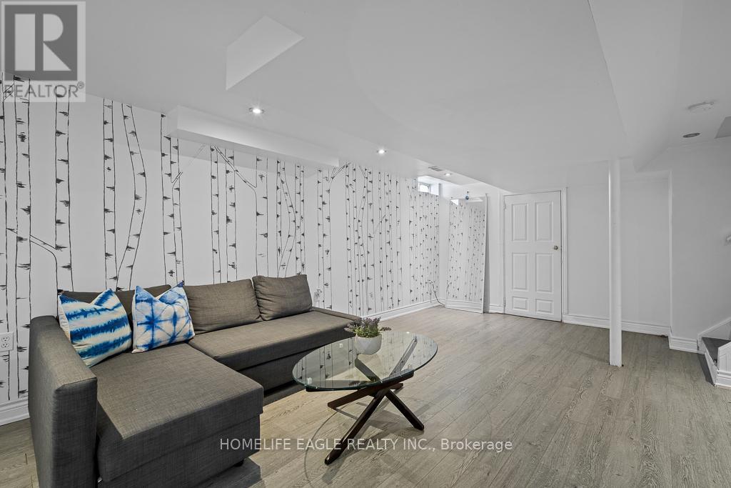 98 Lowther Avenue, Richmond Hill, Ontario  L4E 4P3 - Photo 22 - N12742588