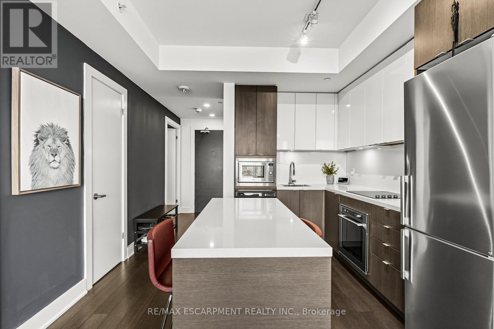 D515 - 5220 Dundas Street, Burlington, Ontario  L7L 0J4 - Photo 6 - W12742642