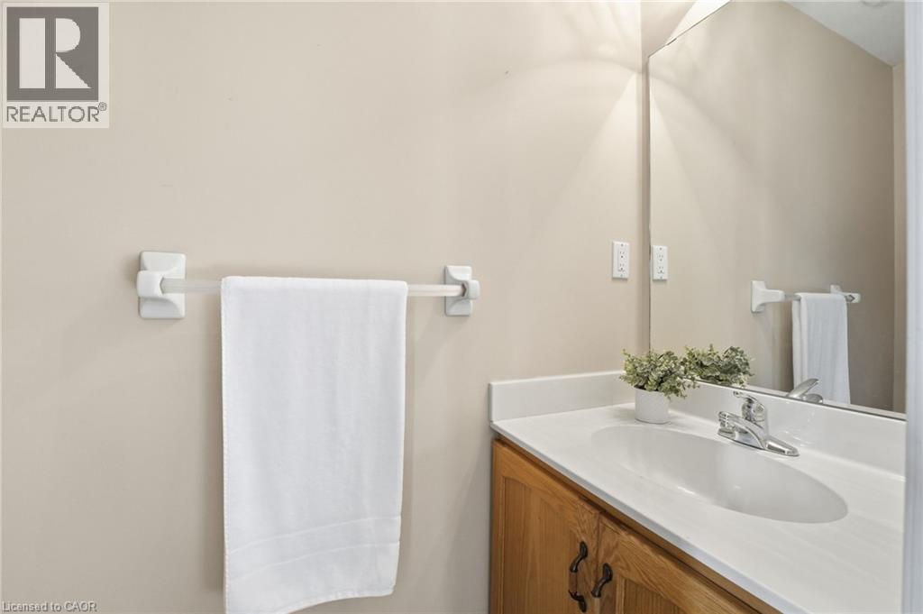 88 Pirie Drive Unit# 5, Dundas, Ontario  L9H 6Y9 - Photo 6 - 40801125