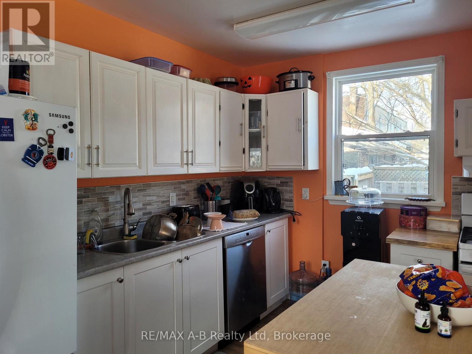 190 Colborne Street, London East, Ontario  N6B 2S2 - Photo 10 - X12742832