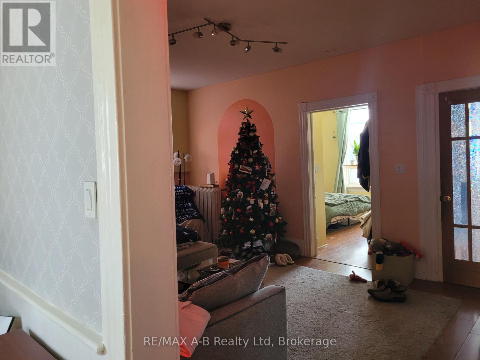 190 Colborne Street, London East, Ontario  N6B 2S2 - Photo 5 - X12742832