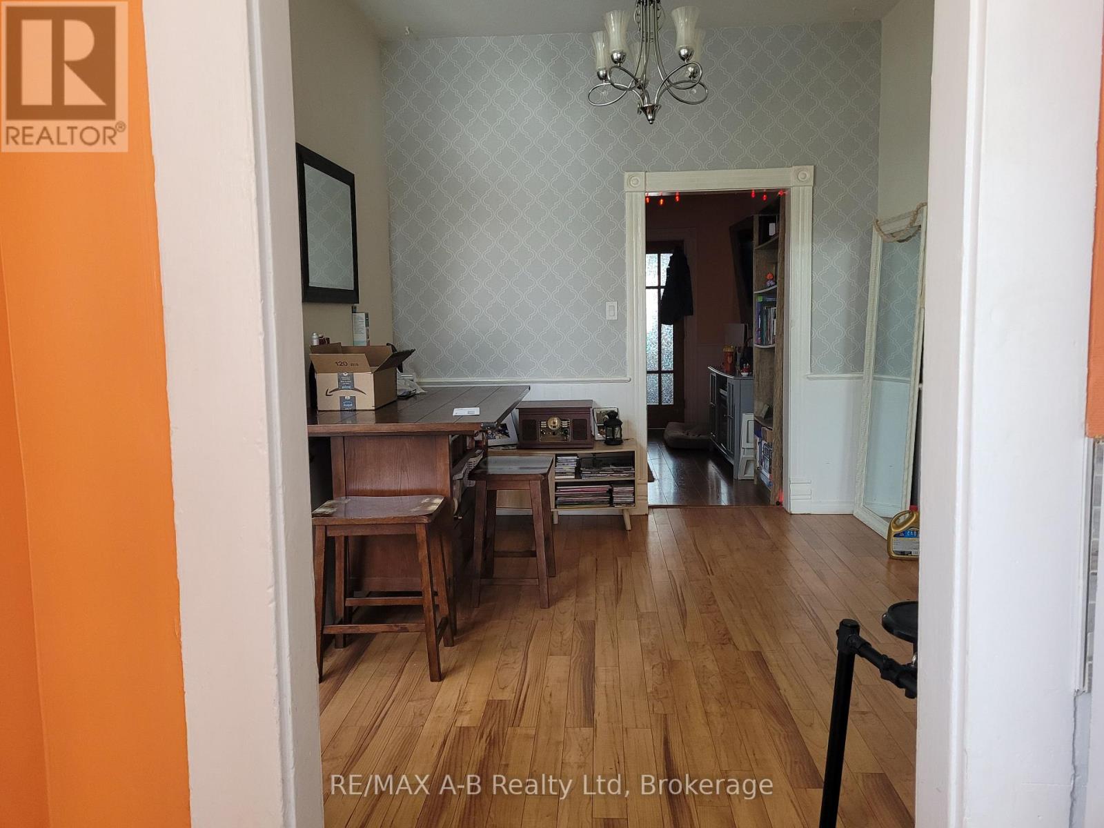 190 Colborne Street, London East, Ontario  N6B 2S2 - Photo 8 - X12742832