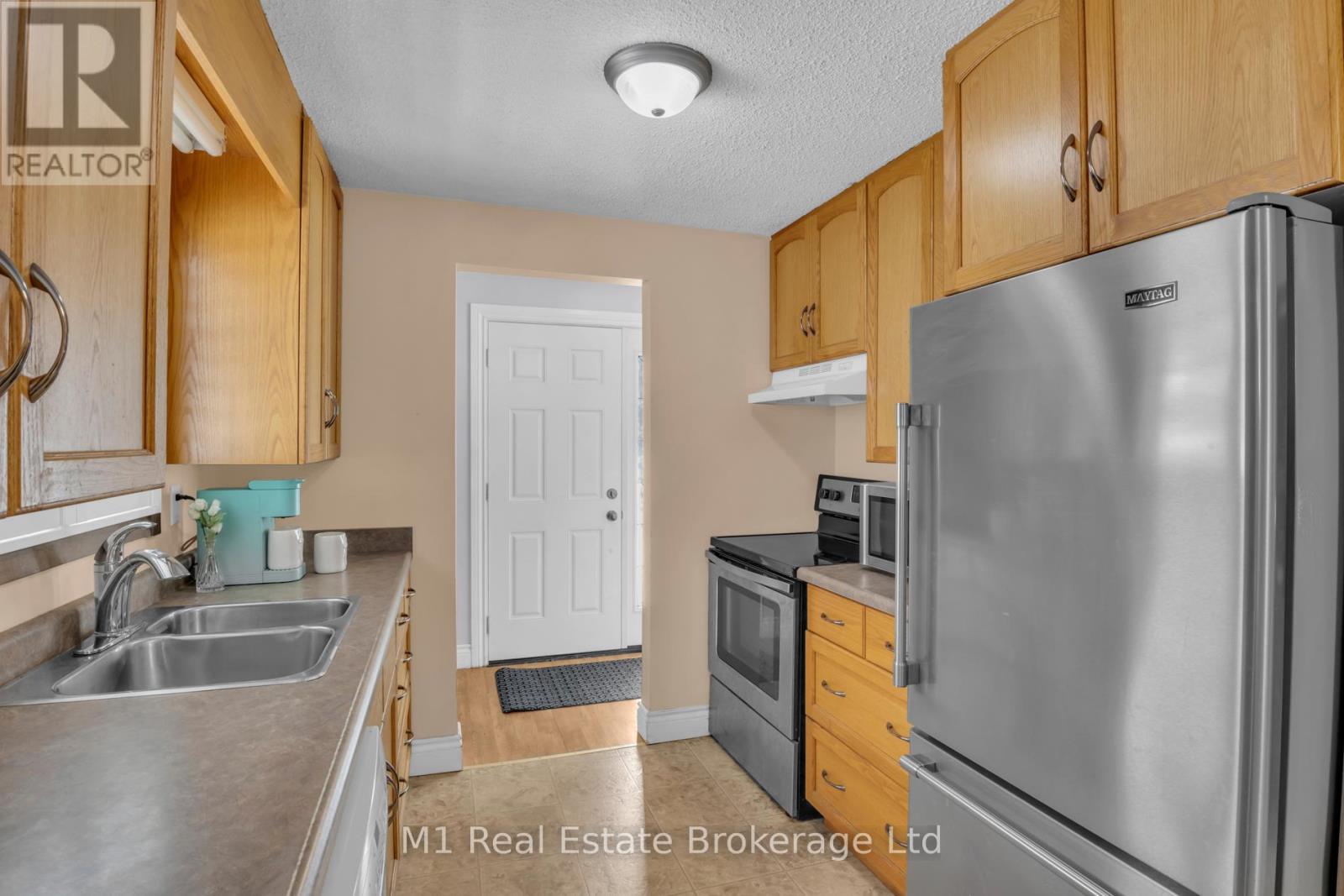 506 Mctavish Street, Centre Wellington, Ontario  N1M 3C7 - Photo 11 - X12742896