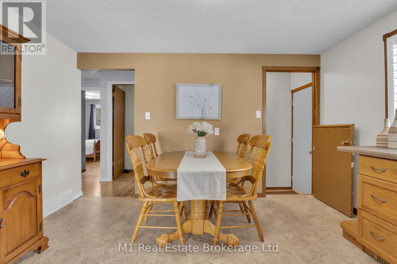 506 Mctavish Street, Centre Wellington, Ontario  N1M 3C7 - Photo 13 - X12742896